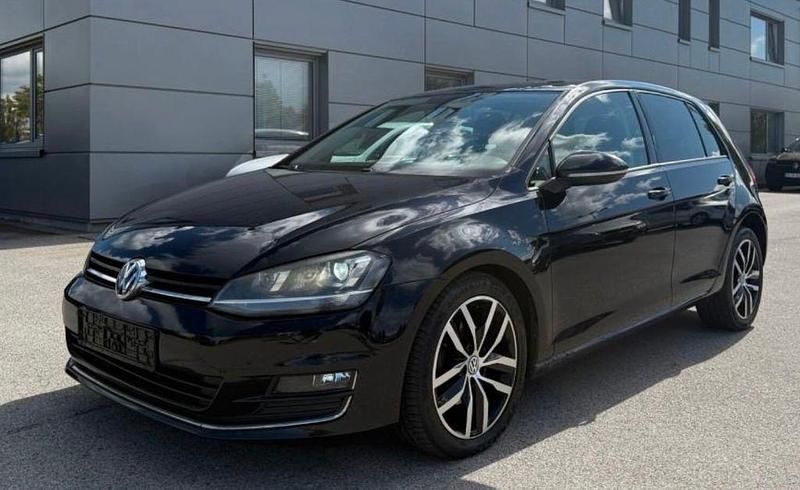 Schwarz Gebraucht 2013 VW Golf VII Highline Limousine | 7.290 € (Fairer Preis) - Bild 1/4