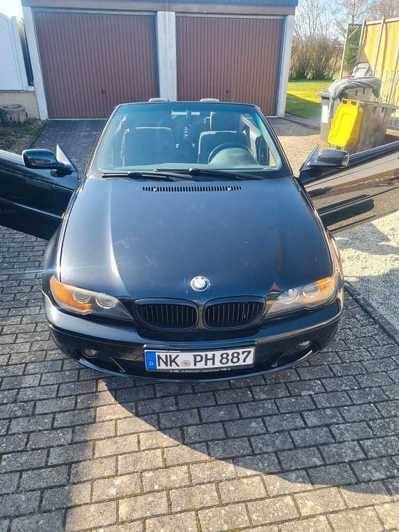 Gebraucht BMW 318 Cabriolet 143 PS (105 kW) 2004 Schwarz Cabrio