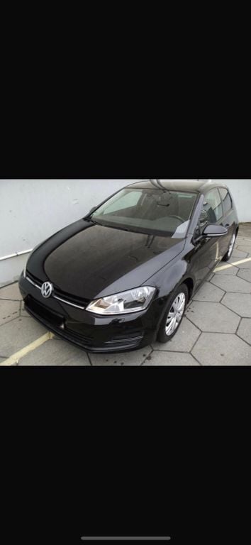 Schwarz Gebraucht 2013 VW Golf VII Trendline Limousine | 6.800 € (Guter Preis) - Bild 1/4