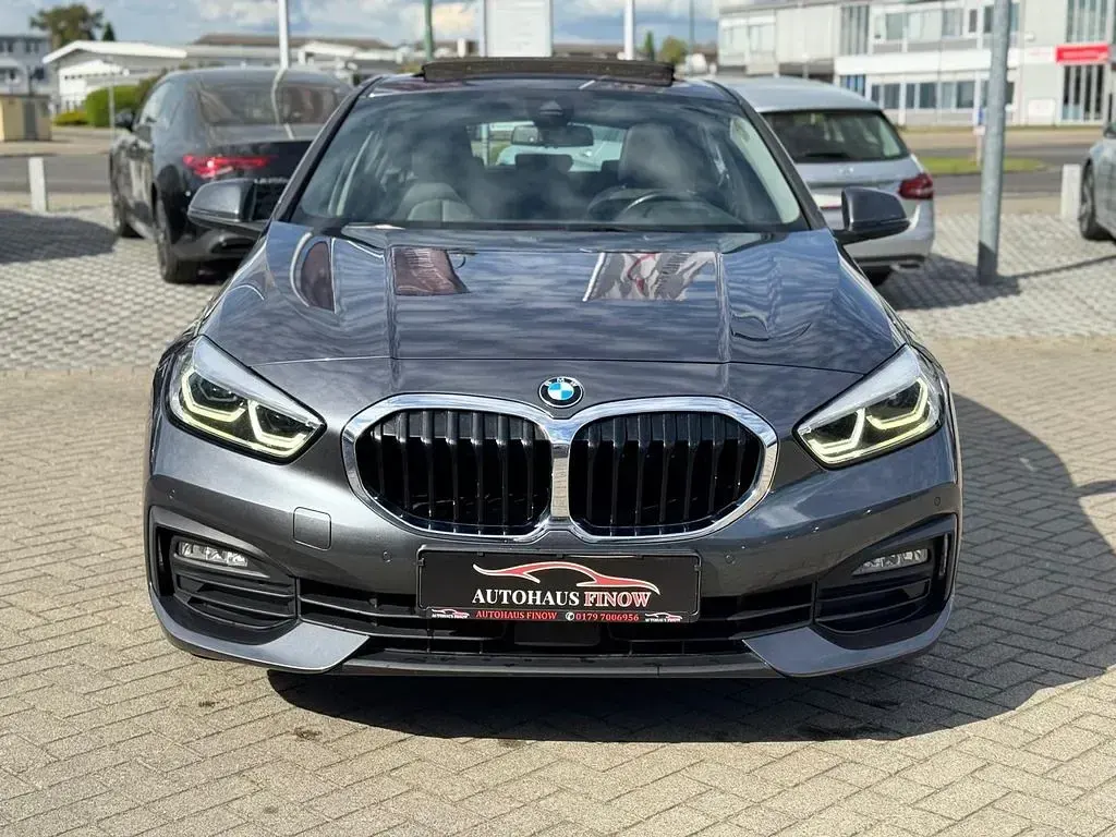Gebraucht BMW 118 Advantage 150 PS (110 kW) 2020 Grau Kleinwagen
