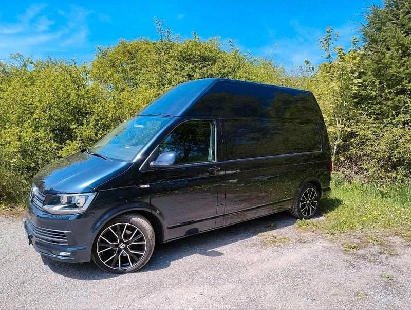 Second-hand VW T6 150 CP (110 kW) 2018 Albastru Van