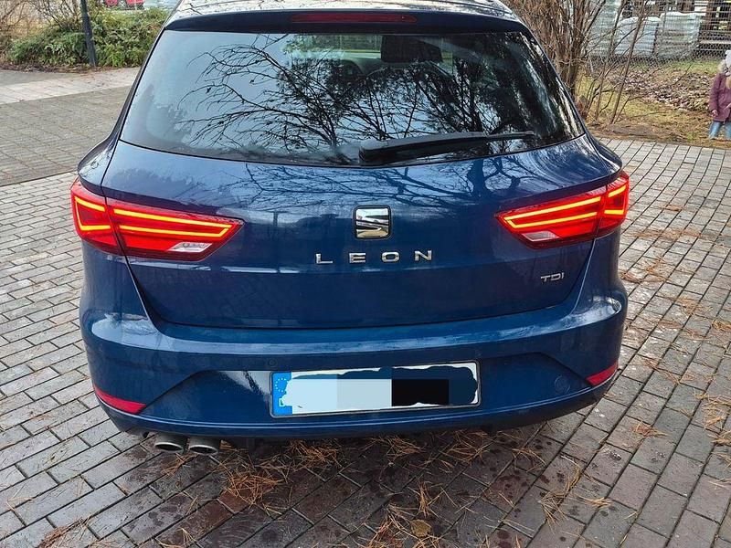 Gebraucht Seat Leon ST XCELLENCE 150 PS (110 kW) 2017 Blau Kombi
