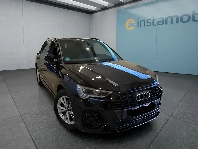 Gebraucht Audi Q3 150 PS (110 kW) 2024 Schwarz SUV