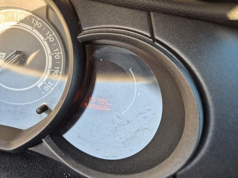 Gebraucht Citroën C3 SELECTION 68 PS (50 kW) 2015 Kleinwagen