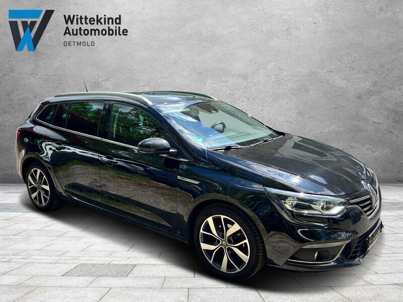 Schwarz Gebraucht 2017 Renault Mégane IV Bose Edition Limousine | 7.999 € (Guter Preis) - Bild 1/4