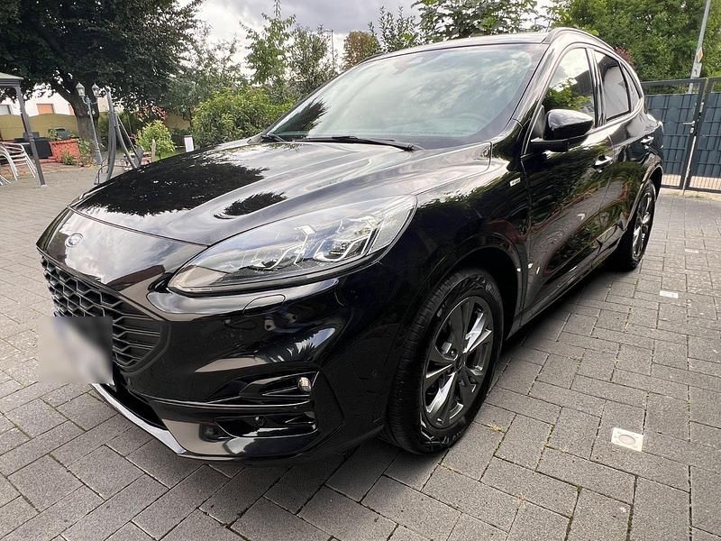 Gebraucht Ford Kuga ST-Line X 190 PS (139 kW) 2023 Schwarz SUV