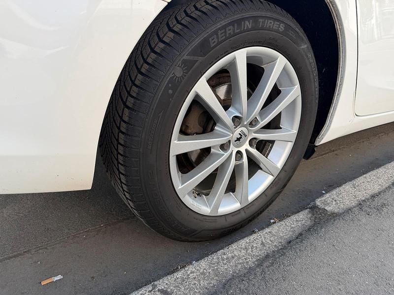 Second-hand Mazda 6 175 CP (128 kW) 2016 Alb Berlinǎ