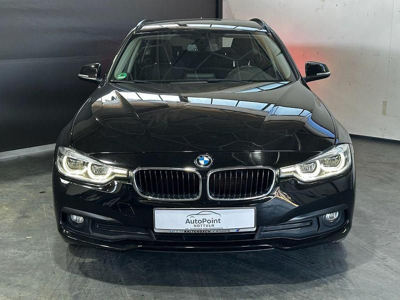Gebraucht BMW 320 Advantage 190 PS (139 kW) 2017 Schwarz Kombi