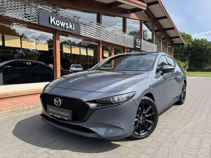 Polymetal gray Gebraucht 2024 Mazda 3 Exclusive-Line Limousine | 28.880 € (Fairer Preis) - Bild 1/4