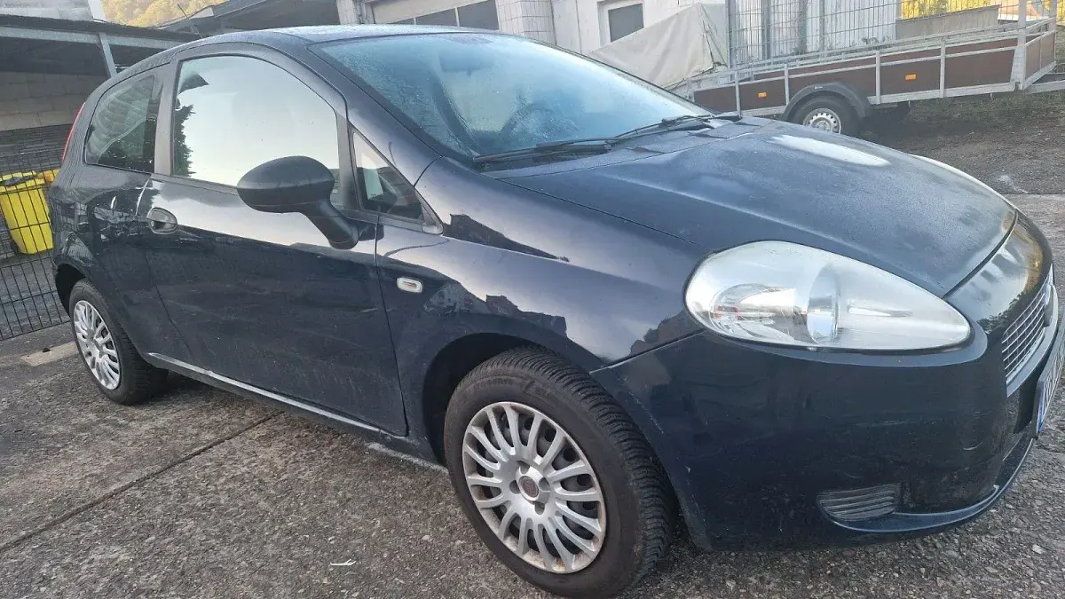 Gebraucht Fiat Punto Classica 65 PS (47 kW) 2008 Schwarz Kleinwagen