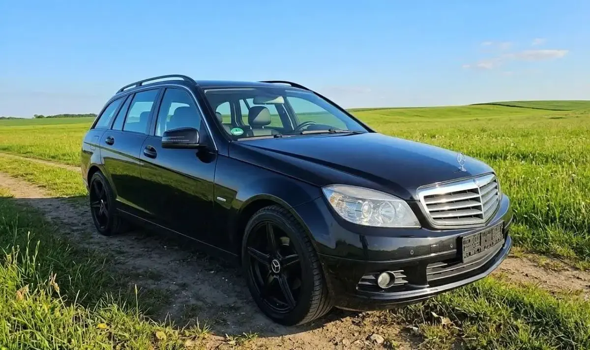 Gebraucht Mercedes C220 Edition 170 PS (125 kW) 2010 Schwarz Kombi