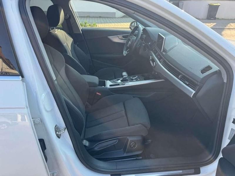 Gebraucht Audi A4 Sport 170 PS (125 kW) 2018 Weiß Kombi