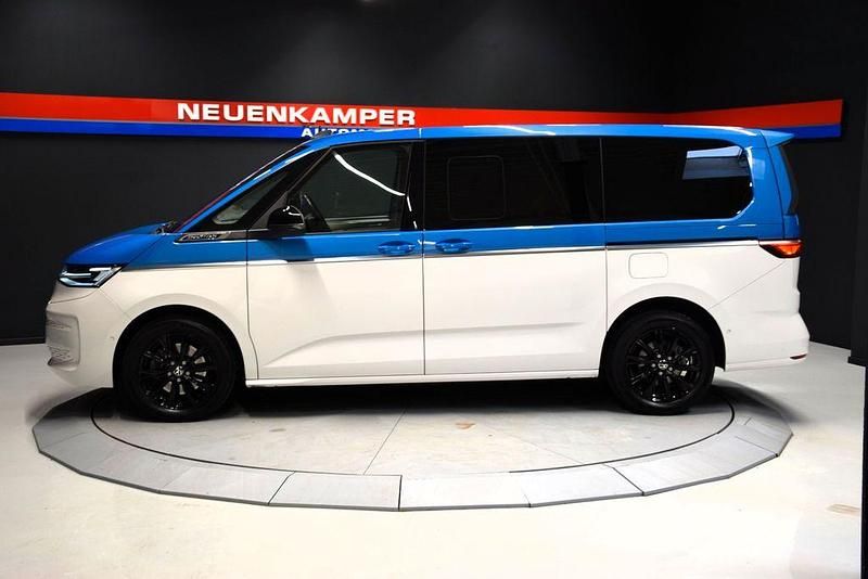 Używany VW T7 Style 150 KM (110 kW) 2024 Niebieski Van
