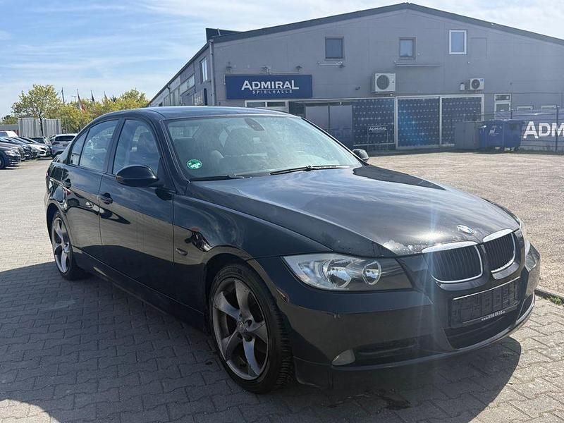 Usata BMW 320 Advantage 163 CV (119 kW) 2006 Nero Berlina