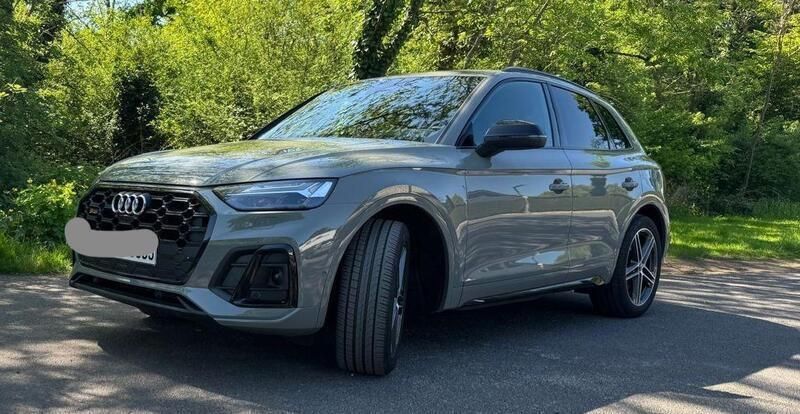 Grau Gebraucht 2022 Audi SQ5 Ambiente SUV | 49.800 € (Superpreis) - Bild 1/4