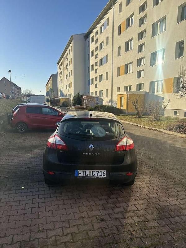 Gebraucht Renault Mégane III Expression 101 PS (74 kW) 2009 Kleinwagen