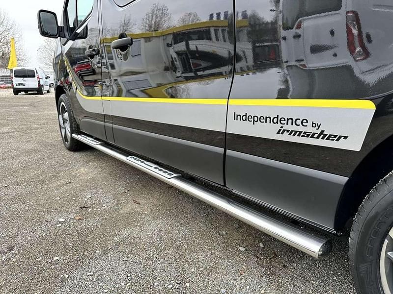 Neu Renault Trafic Life 150 PS (110 kW) 2025 Tenebroschwarz metallic Van / Kleinbus