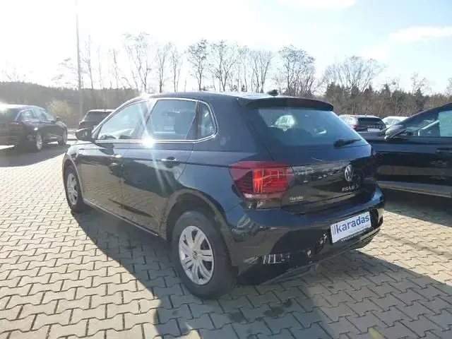 Gebraucht VW Polo Trendline 80 PS (58 kW) 2020 Deep black Kleinwagen