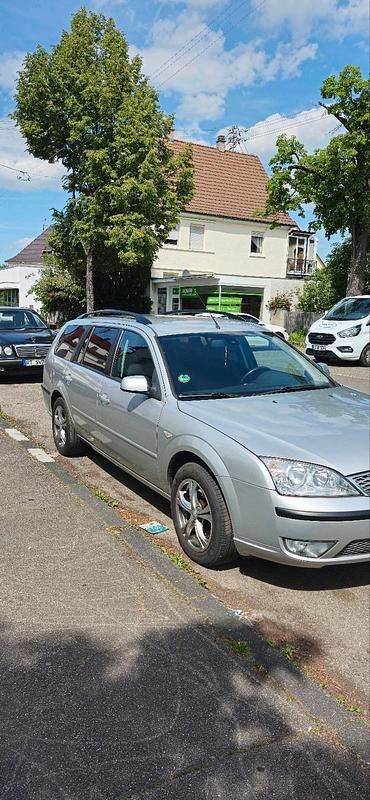Gebraucht Ford Mondeo 125 PS (91 kW) 2006 Grau Kombi