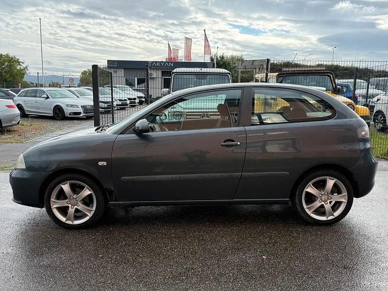 Gebraucht Seat Ibiza 86 PS (63 kW) 2007 Grau Kleinwagen