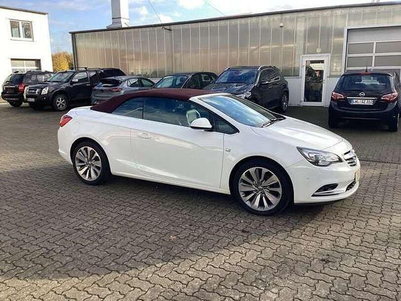 Gebraucht Opel Cascada Innovation 170 PS (125 kW) 2014 Schneeweiss Cabrio