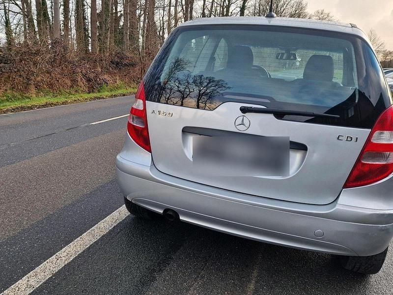 Gebraucht Mercedes A160 82 PS (60 kW) 2007 Silber Kleinwagen