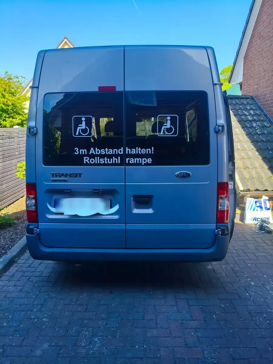 Gebraucht Ford Transit Tourneo 101 PS (74 kW) 2012 Silber Van / Kleinbus