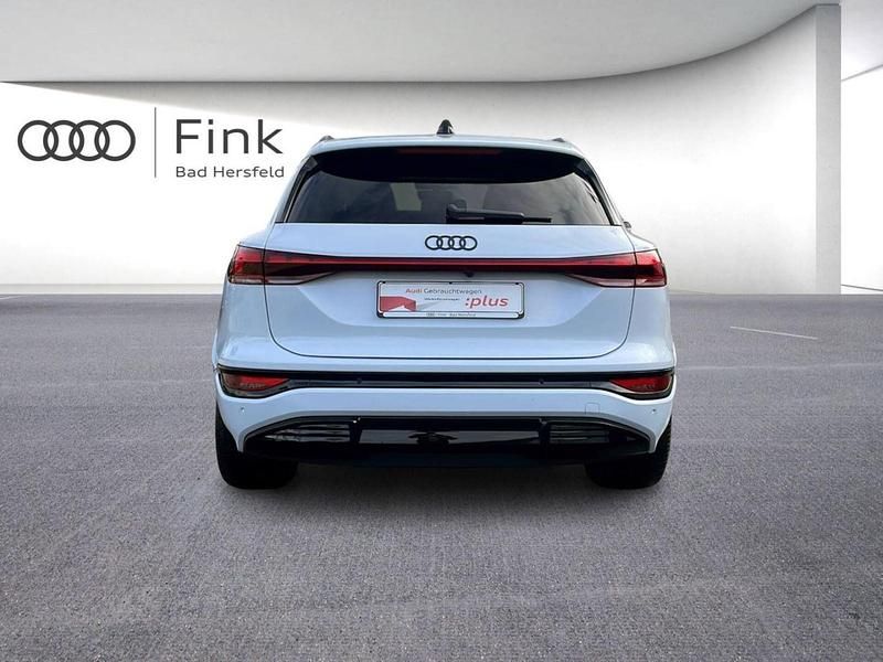 Gebraucht Audi Q6 e-tron S-Line 185 kW (252 PS) 2025 Weiß SUV