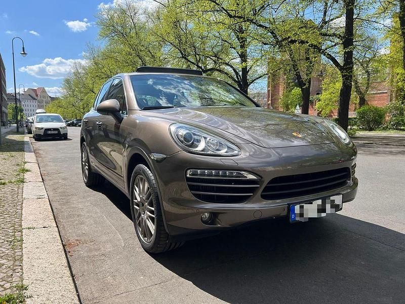 Gebraucht Porsche Cayenne 245 PS (180 kW) 2012 Braun SUV