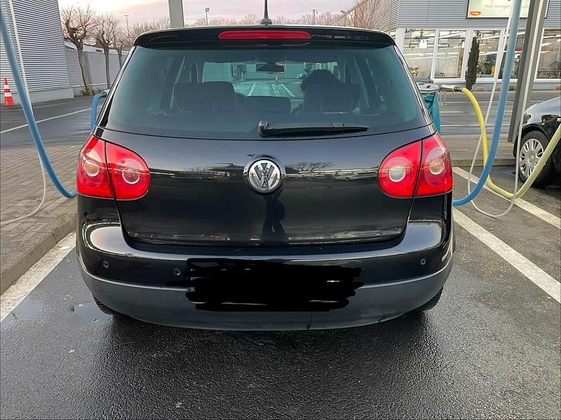 Gebraucht VW Golf V 122 PS (89 kW) 2008 Schwarz Kleinwagen