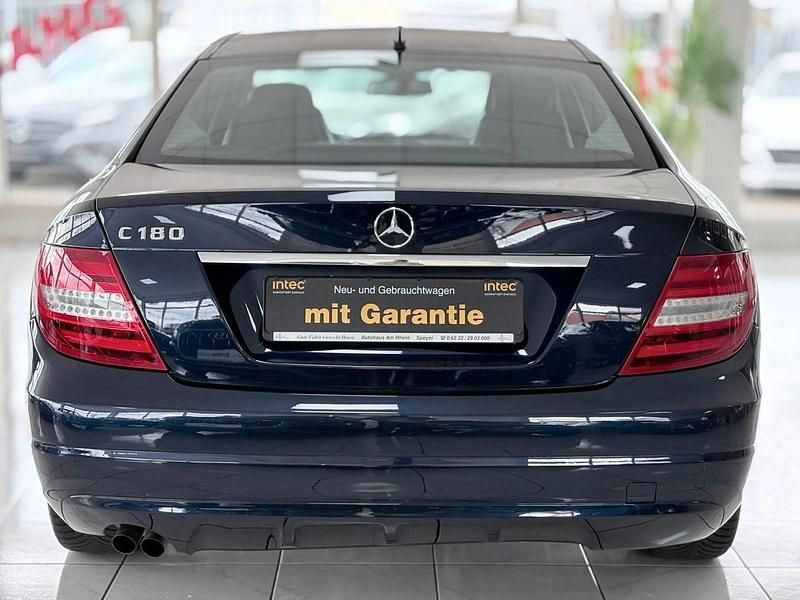 Gebraucht Mercedes C180 156 PS (114 kW) 2012 Blau Coupé
