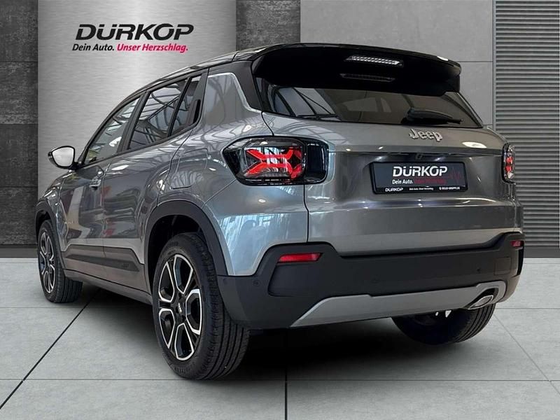 Neu Jeep Avenger Summit 101 PS (74 kW) 2025 Grau SUV