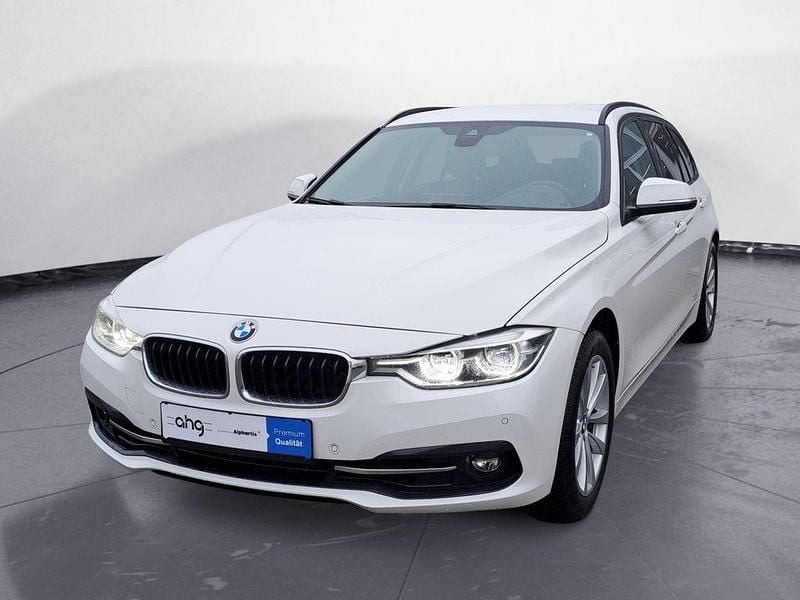Gebraucht BMW 340 Sport Line 326 PS (239 kW) 2019 Alpinweiß uni Kombi
