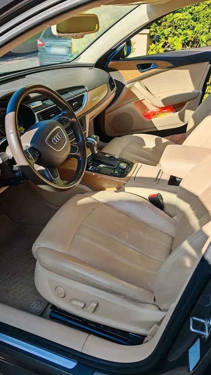 Gebraucht Audi A6 Ambiente 204 PS (150 kW) 2014 Grau Kombi