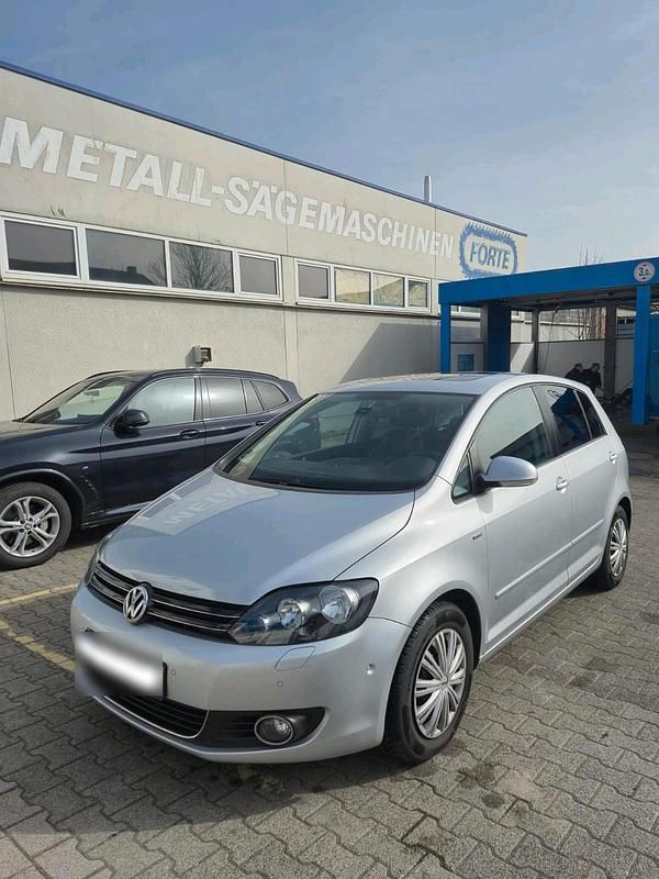 Gebraucht VW Golf VII 105 PS (77 kW) 2013 Silber Kleinwagen