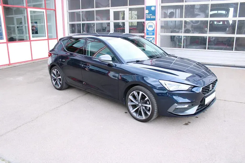 Gebraucht Seat Leon FR 150 PS (110 kW) 2022 Blau Limousine