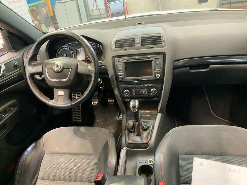 Gebraucht Skoda Octavia RS 200 PS (147 kW) 2013 Weiß Kombi