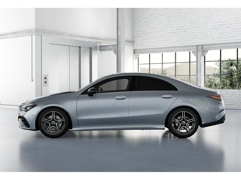 Gebraucht Mercedes CLA220 AMG 190 PS (139 kW) 2024 Silber hightech silver metall Limousine