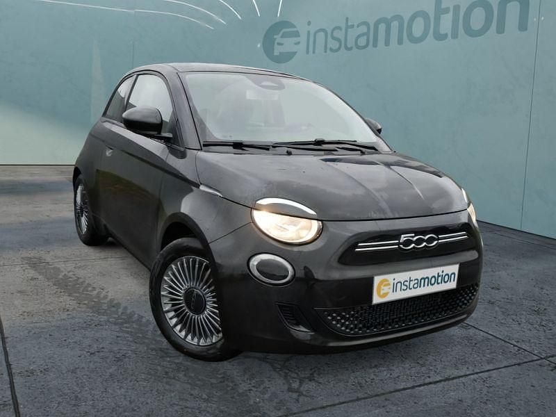 Schwarz Gebraucht 2022 Fiat 500e Icon Kleinwagen | 23.499 € - Bild 1/4