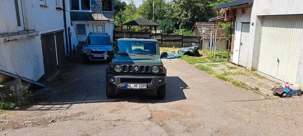 Gebraucht Suzuki Jimny 101 PS (74 kW) 2021 Grün SUV