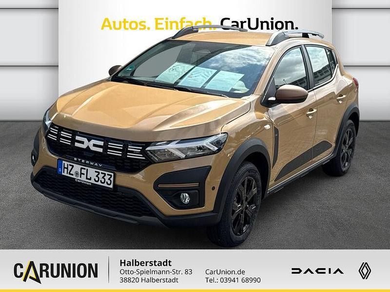 Safaribeige Gebraucht 2025 Dacia Sandero Extreme Kleinwagen | 20.937 € (Etwas zu teuer) - Bild 1/4