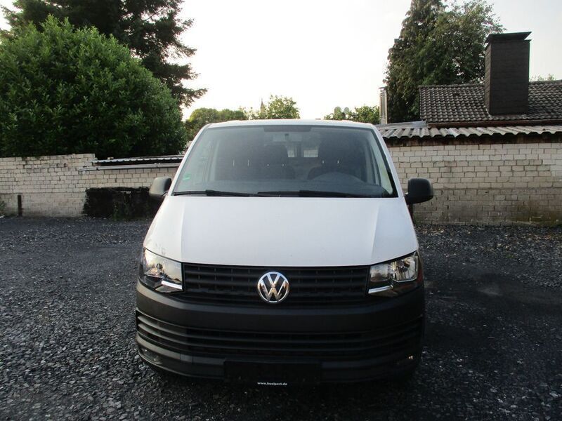 Weiß Gebraucht 2016 VW T6 Van | 6.999 € (Guter Preis) - Bild 1/4