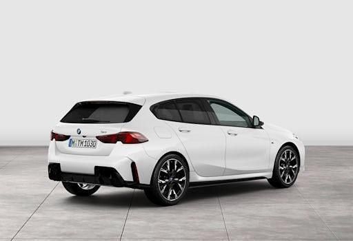 Gebraucht BMW 120 Shadowline 170 PS (125 kW) 2025 Weiß Kleinwagen