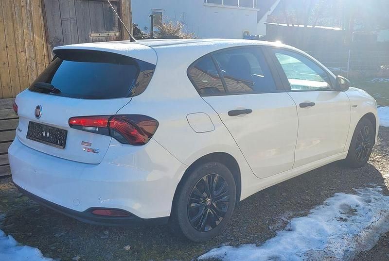 Gebraucht Fiat Tipo Street 95 PS (69 kW) 2019 Weiß Limousine