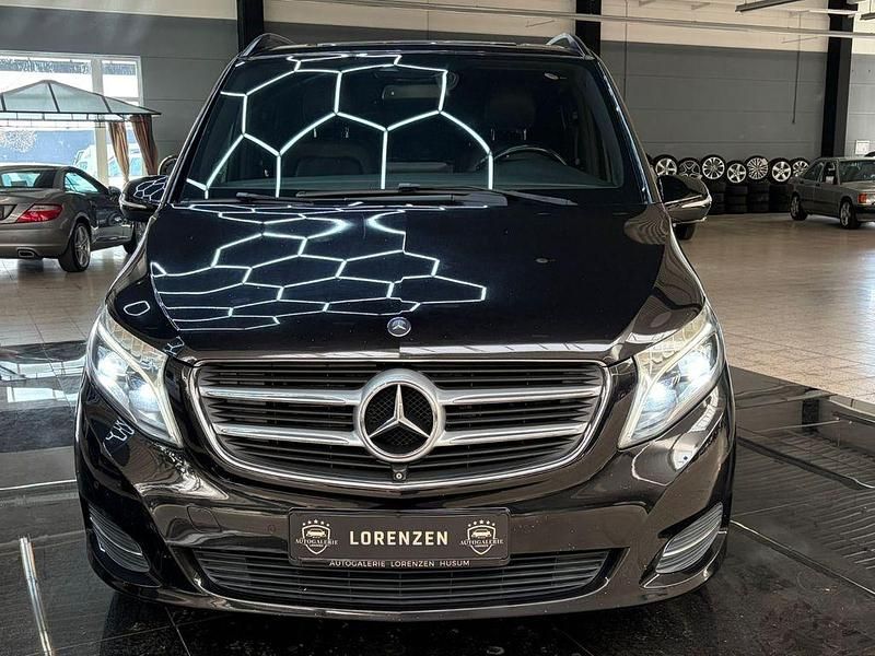 Gebraucht Mercedes V250 Edition 190 PS (139 kW) 2014 Schwarz Van / Kleinbus