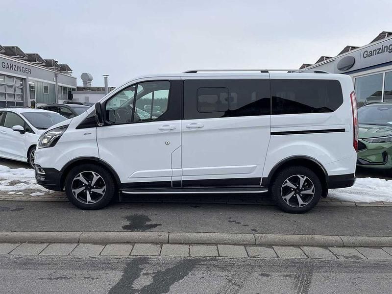 Gebraucht Ford Tourneo Active 170 PS (125 kW) 2022 Frostweiß Van / Kleinbus