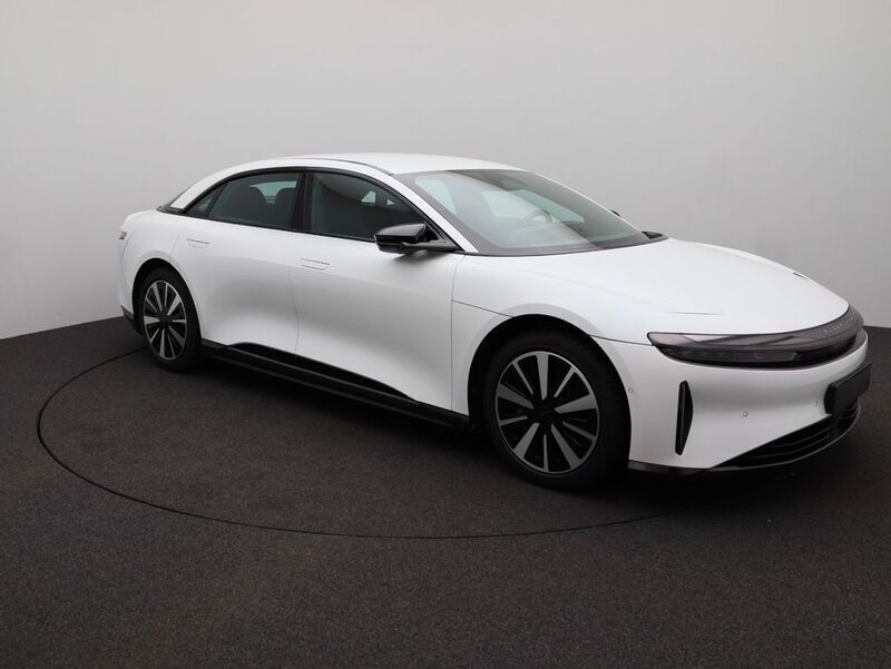 Weiß Gebraucht 2024 Lucid Air Touring Limousine | 85.474 € - Bild 1/4