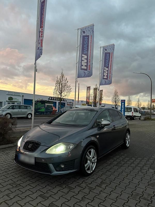 Gebraucht Seat Leon FR 170 PS (125 kW) 2010 Grau Kleinwagen