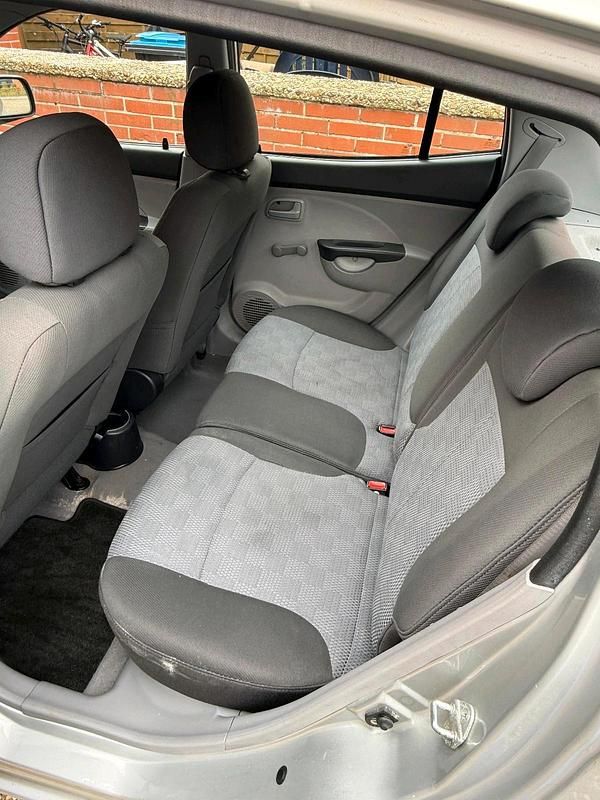 Gebraucht Kia Ceed 65 PS (47 kW) 2007 Grau Kleinwagen