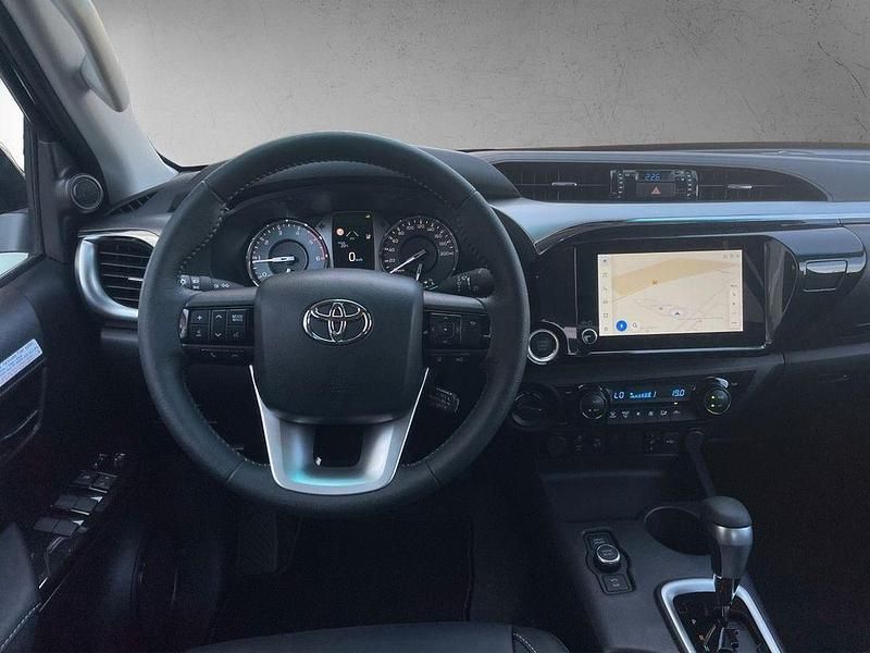 Gebraucht Toyota HiLux Executive 204 PS (150 kW) 2026 Schwarz Pickup